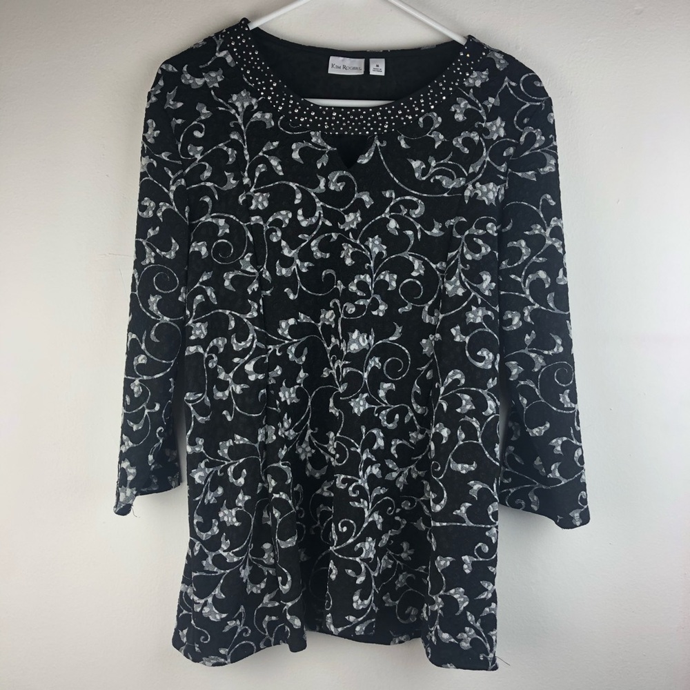 Kim Rogers tunic size medium